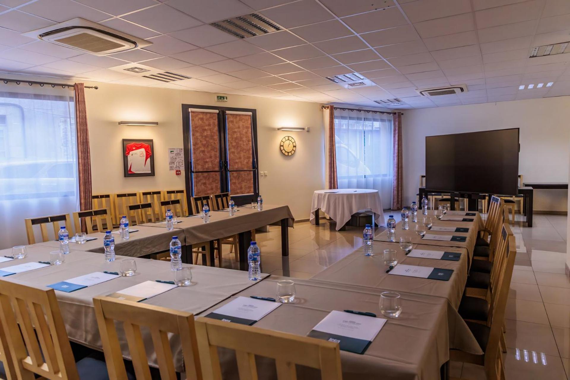 Logis Hotel Restaurant Auberge De La Xaintrie Saint-Privat  Buitenkant foto
